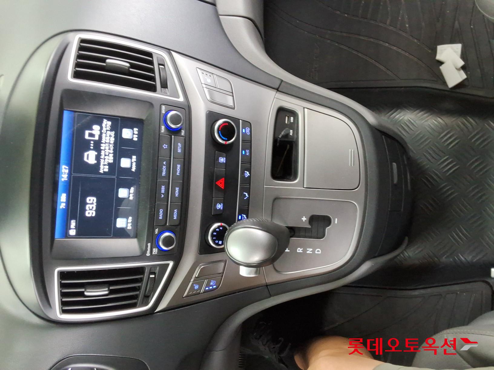 2021 - hyundai grand starex