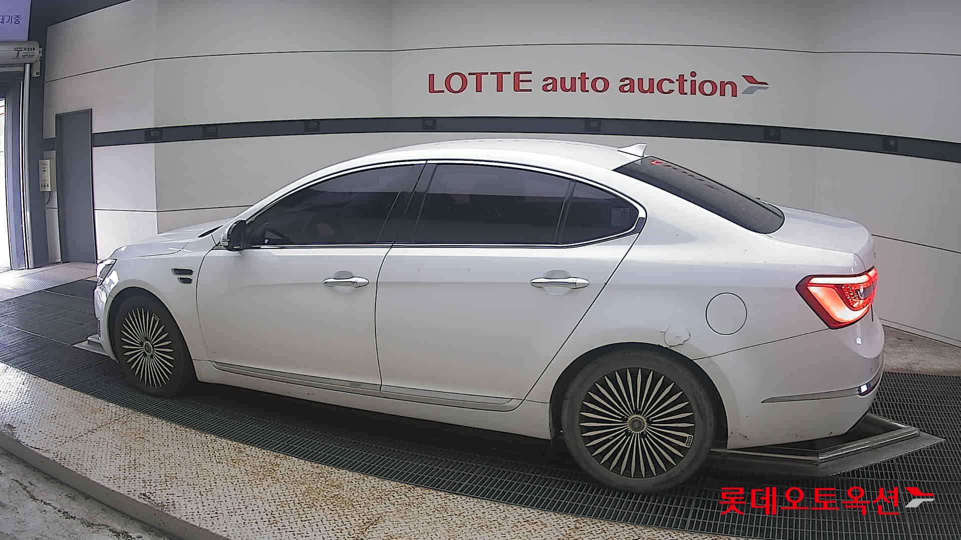 2013 - kia k7