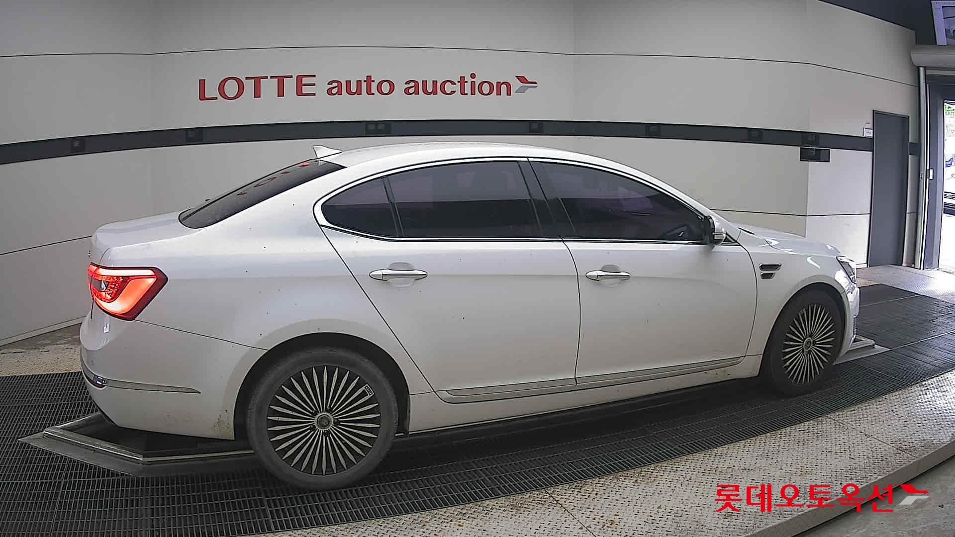 2013 - kia k7