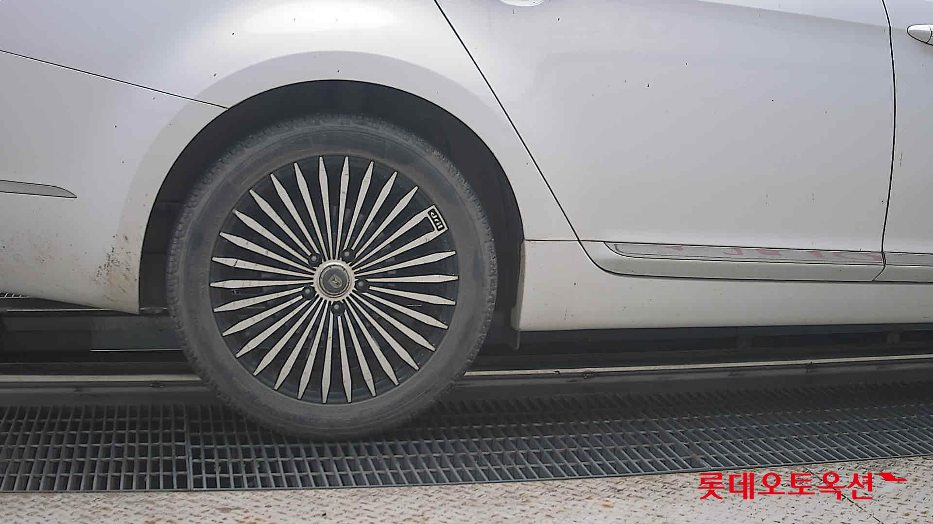2013 - kia k7