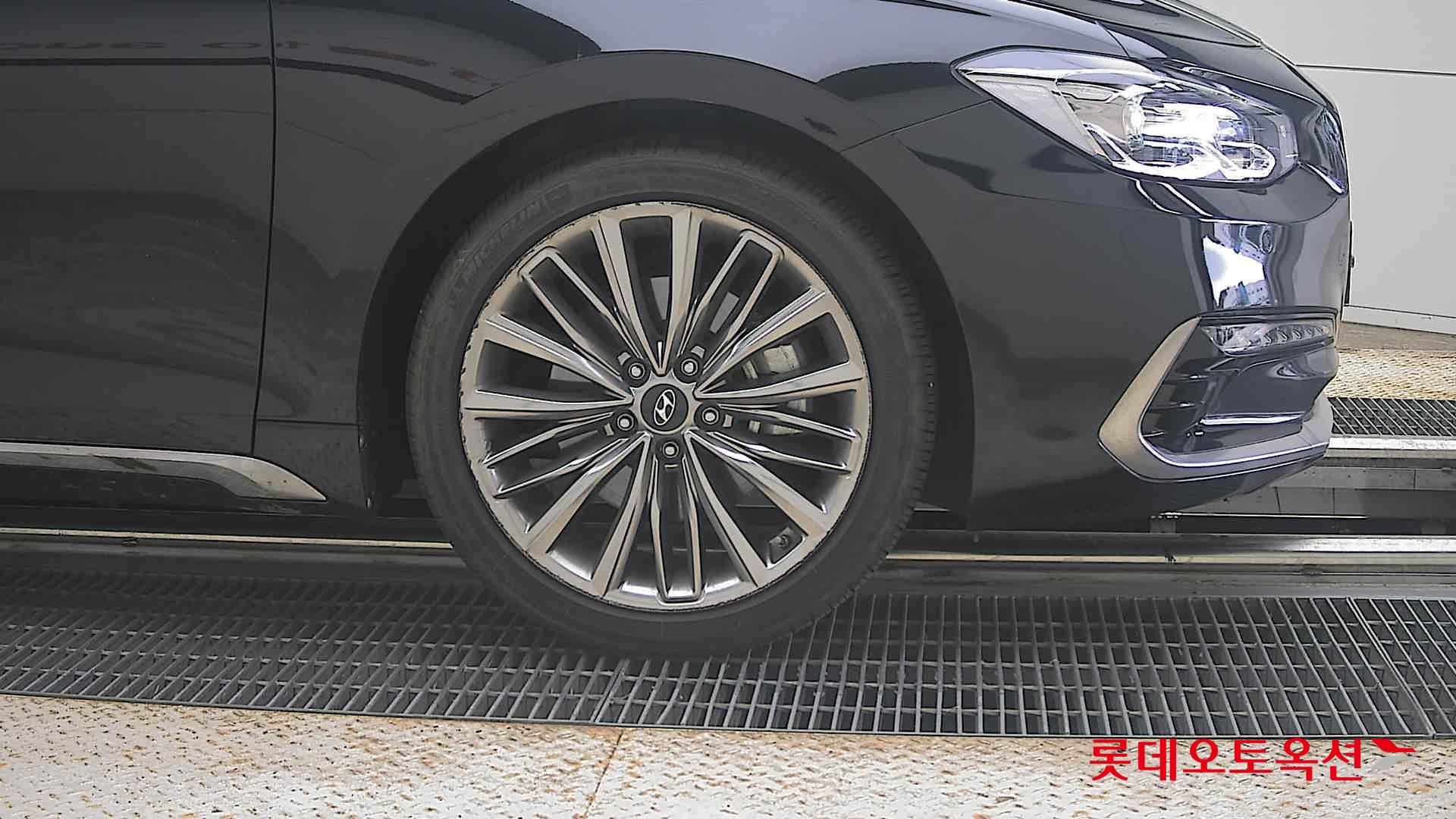 2019 - hyundai grandeur