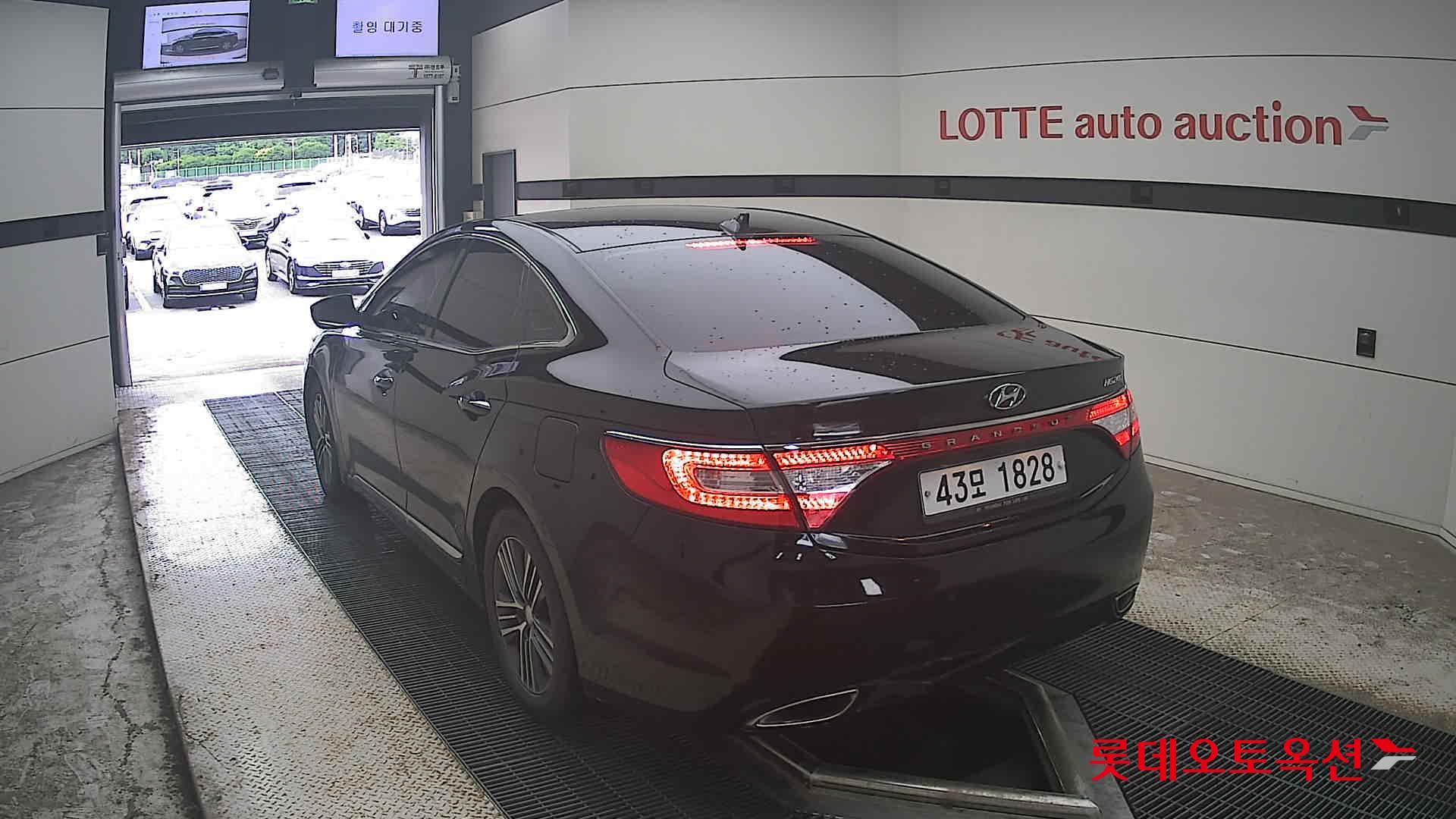 2014 - hyundai grandeur