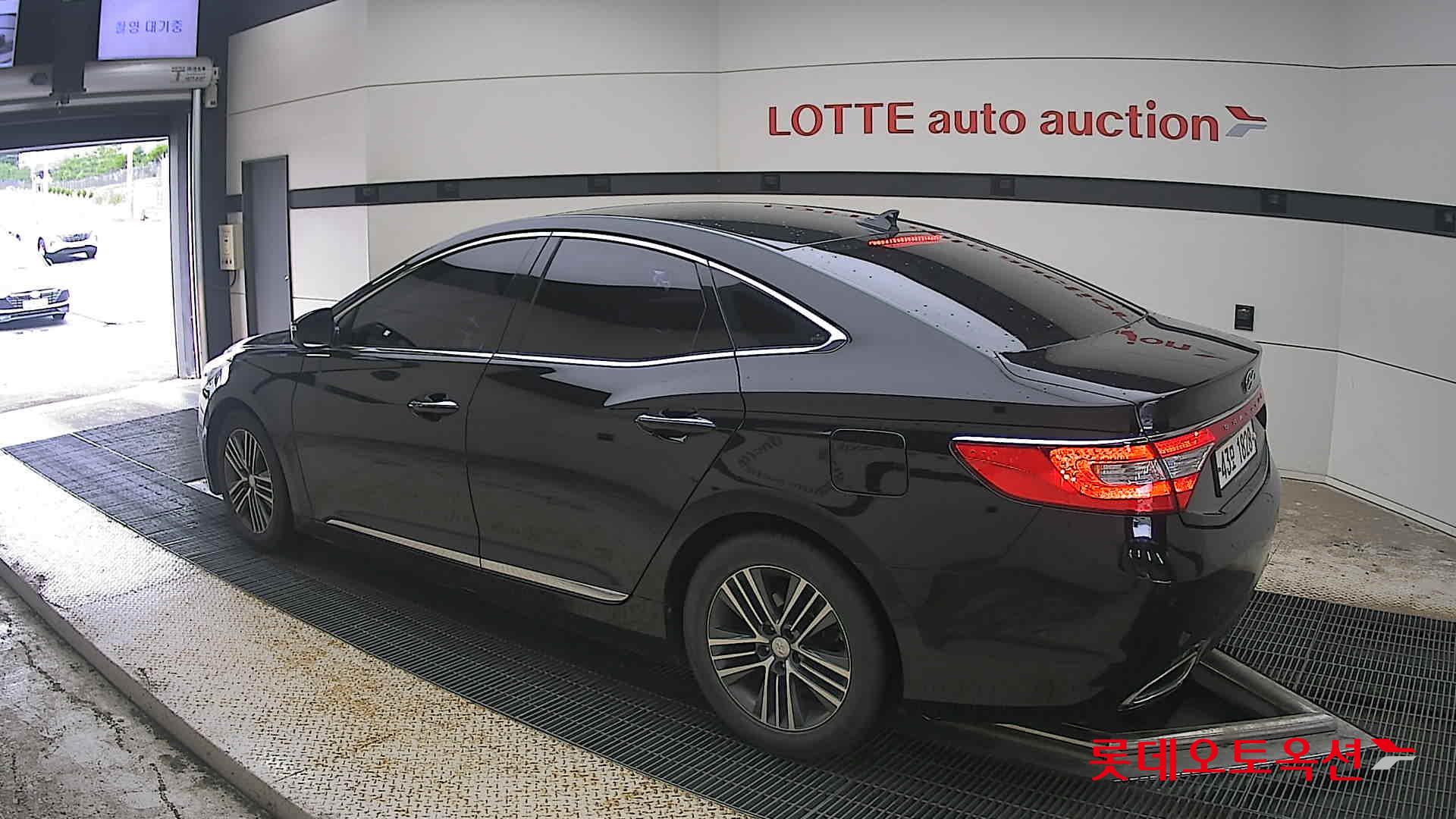 2014 - hyundai grandeur