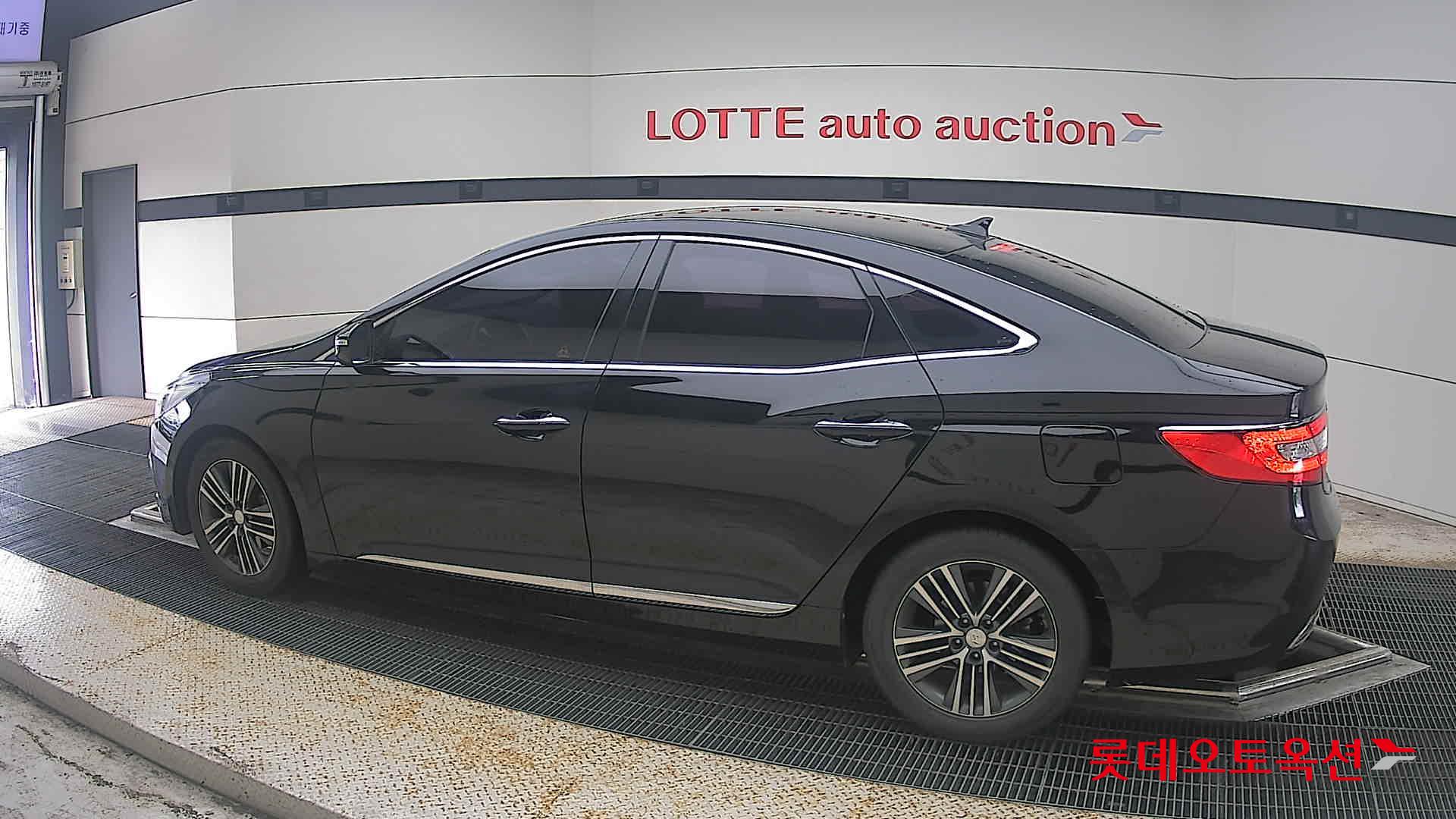 2014 - hyundai grandeur