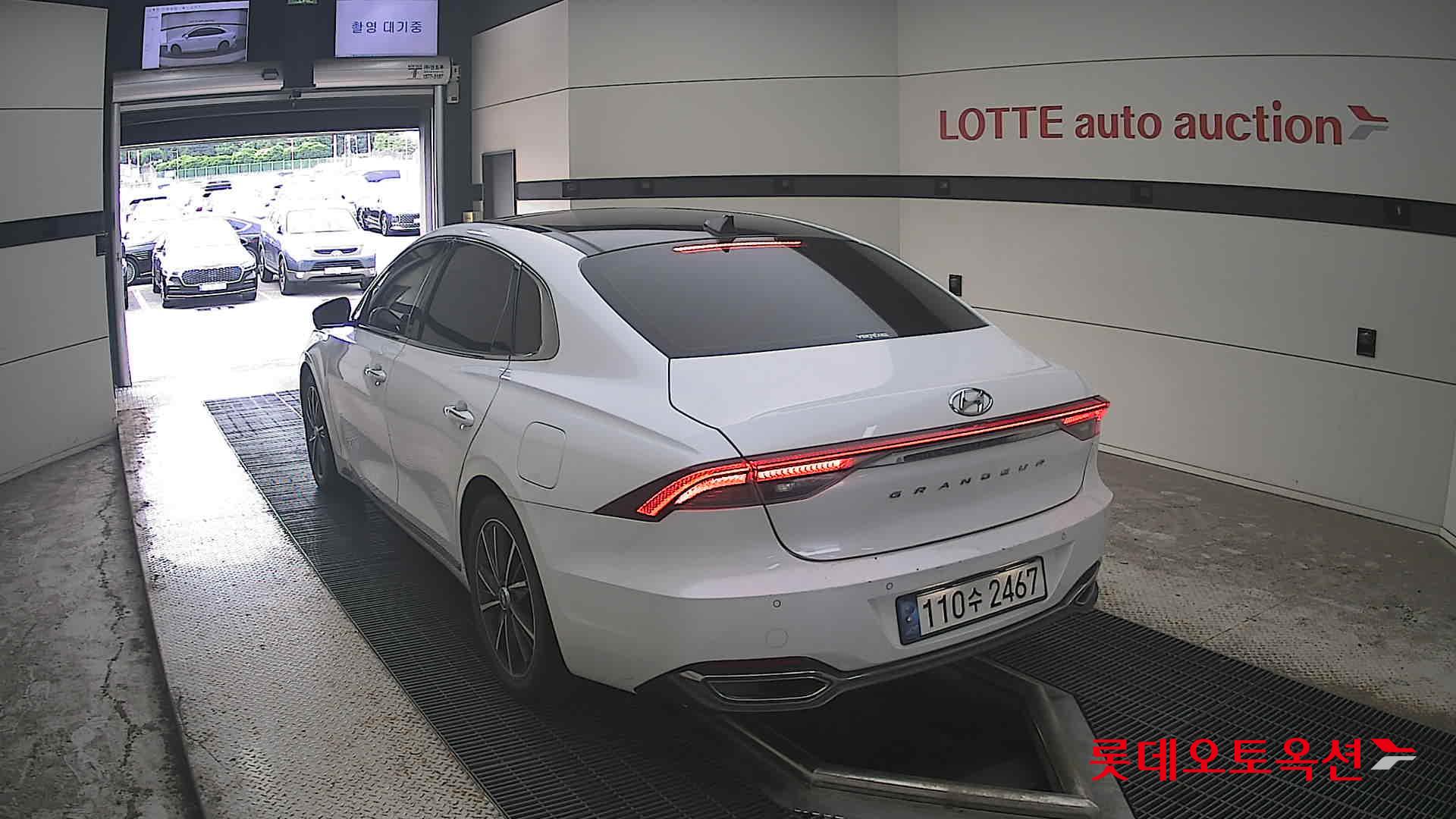 2022 - hyundai grandeur