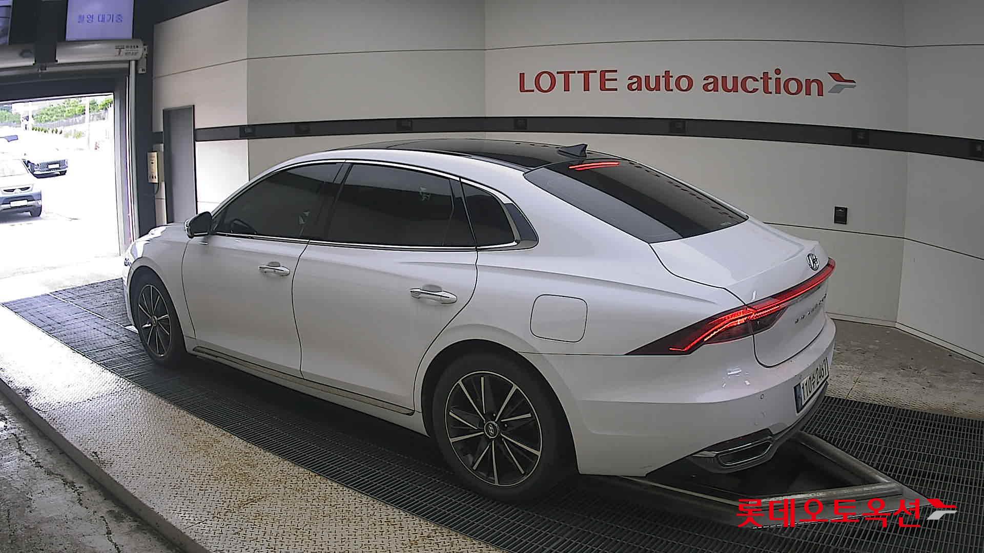2022 - hyundai grandeur