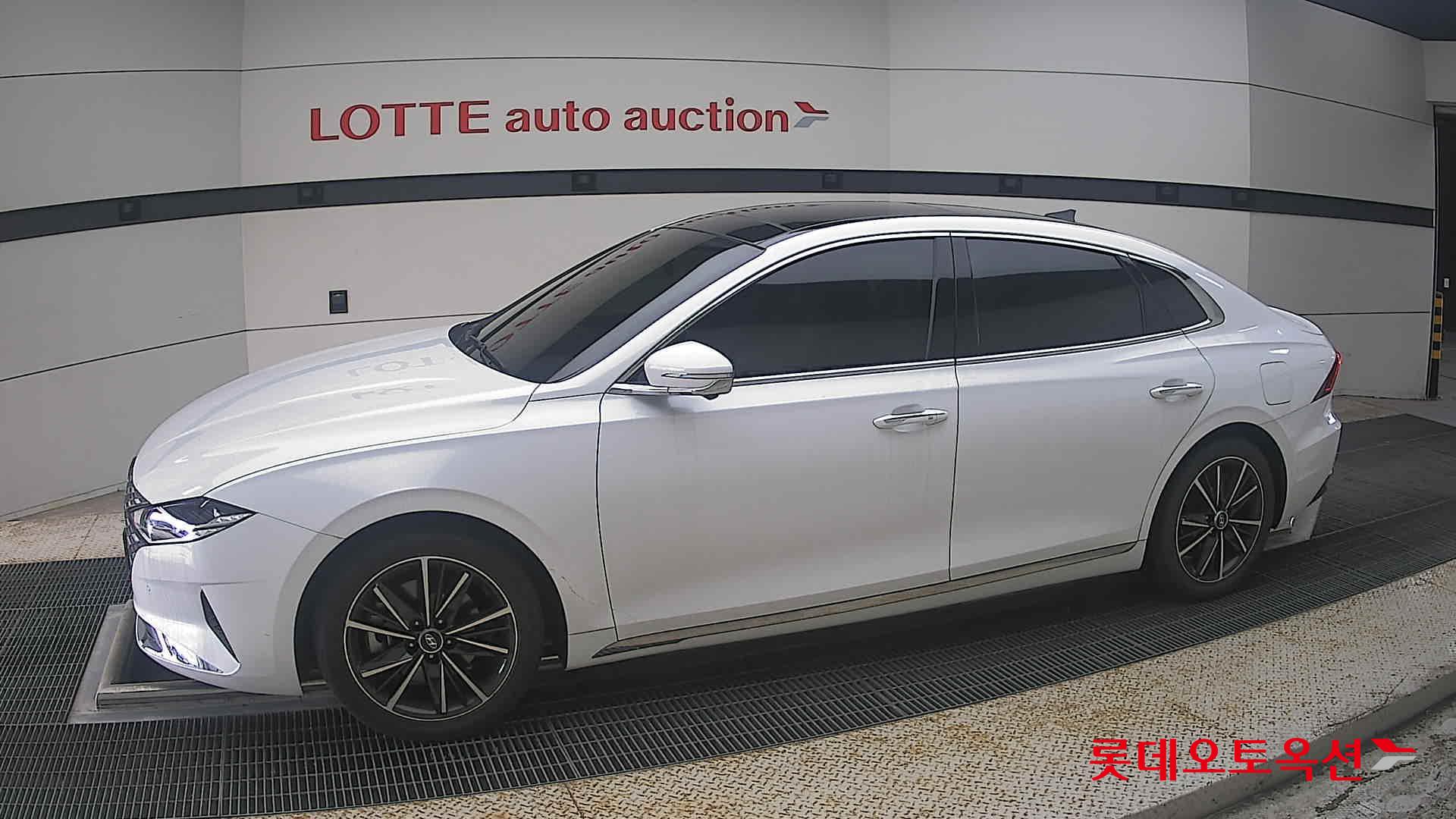 2022 - hyundai grandeur