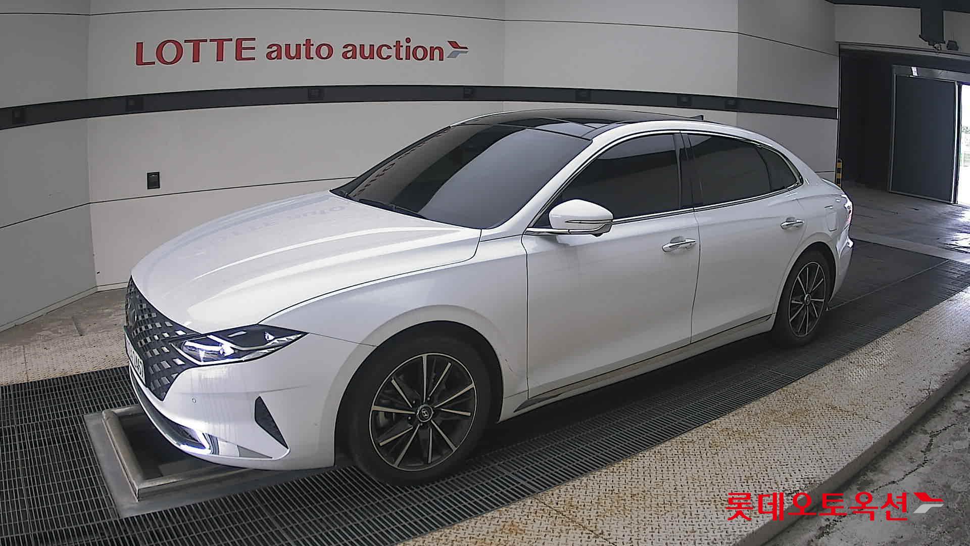2022 - hyundai grandeur