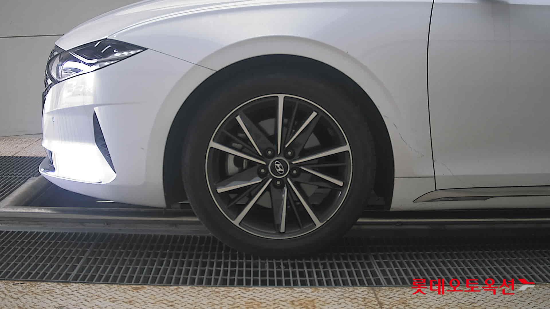 2022 - hyundai grandeur