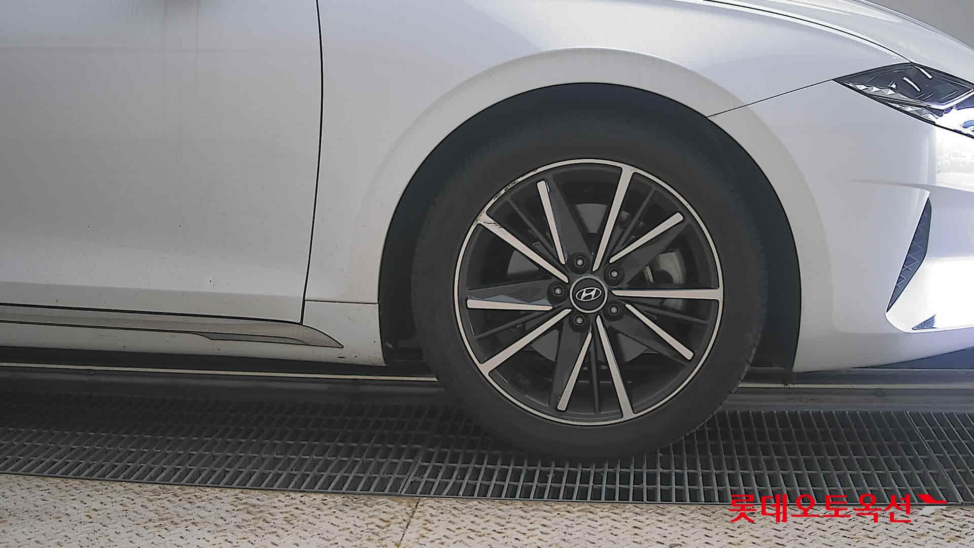 2022 - hyundai grandeur