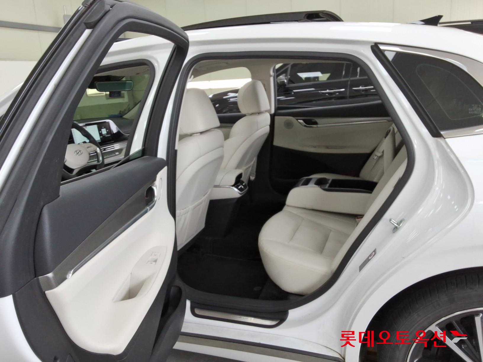 2022 - hyundai grandeur