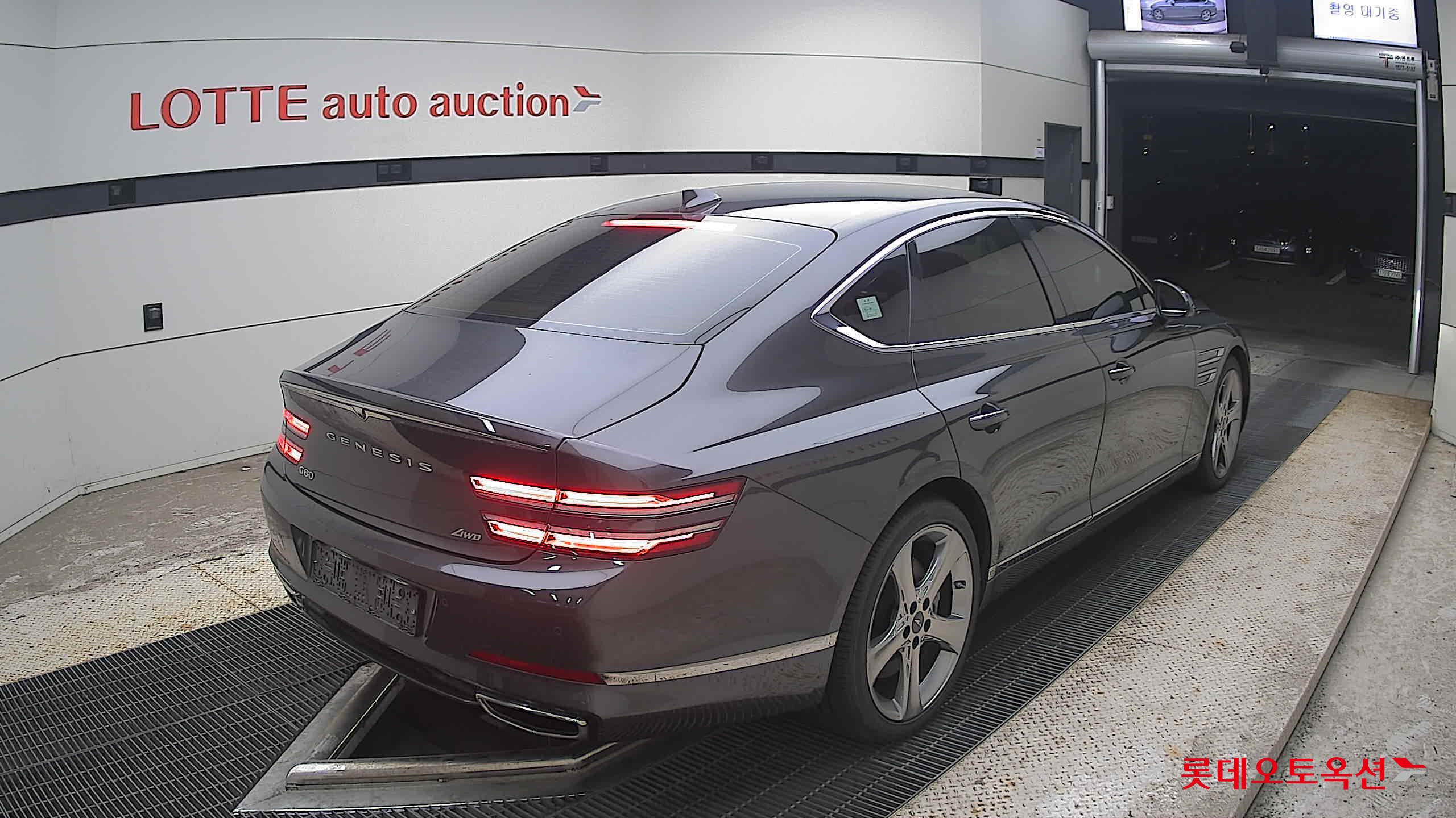 2022 - genesis g80