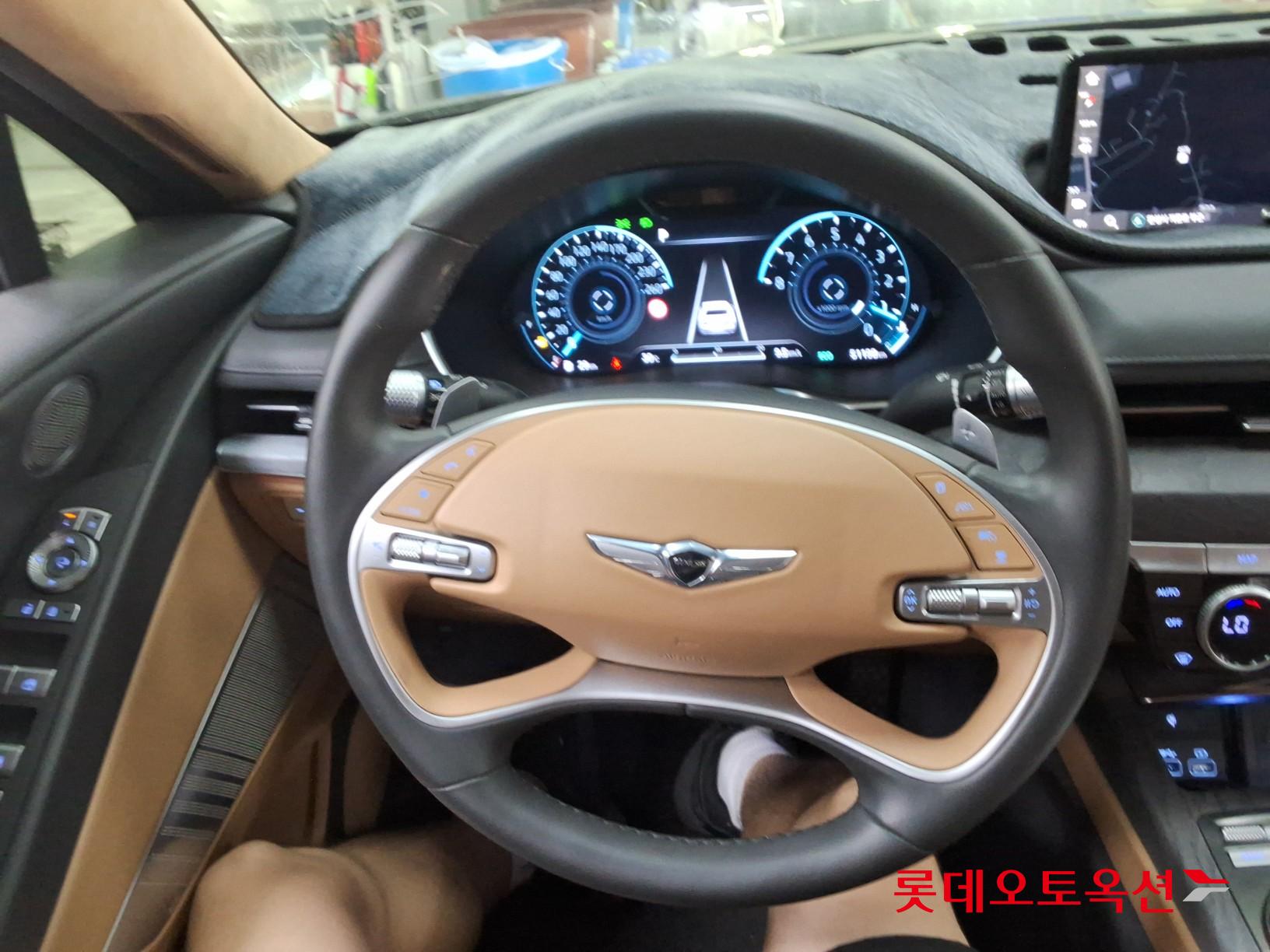 2022 - genesis g80
