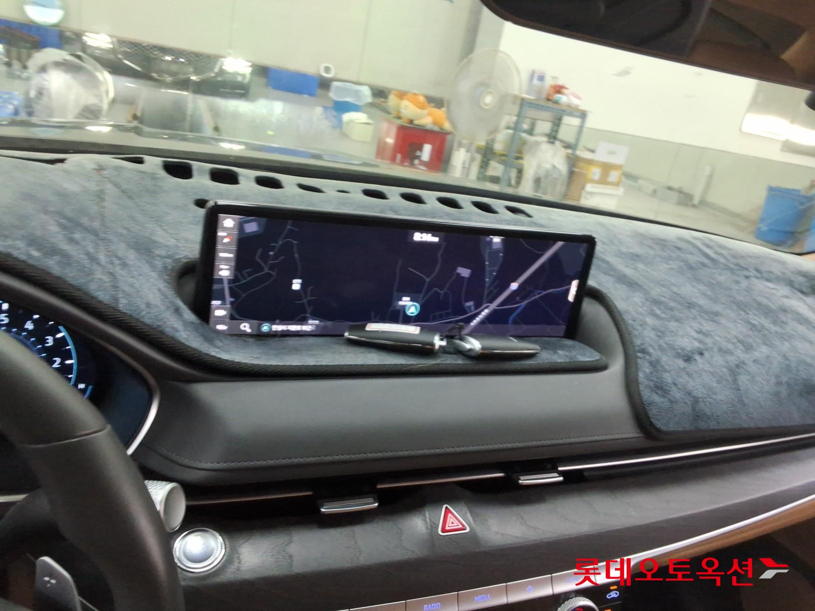 2022 - genesis g80