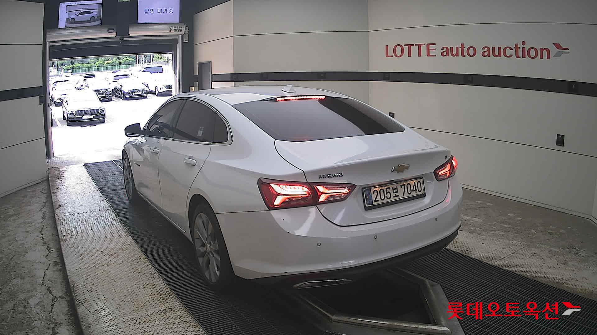 2021 - chevrolet malibu
