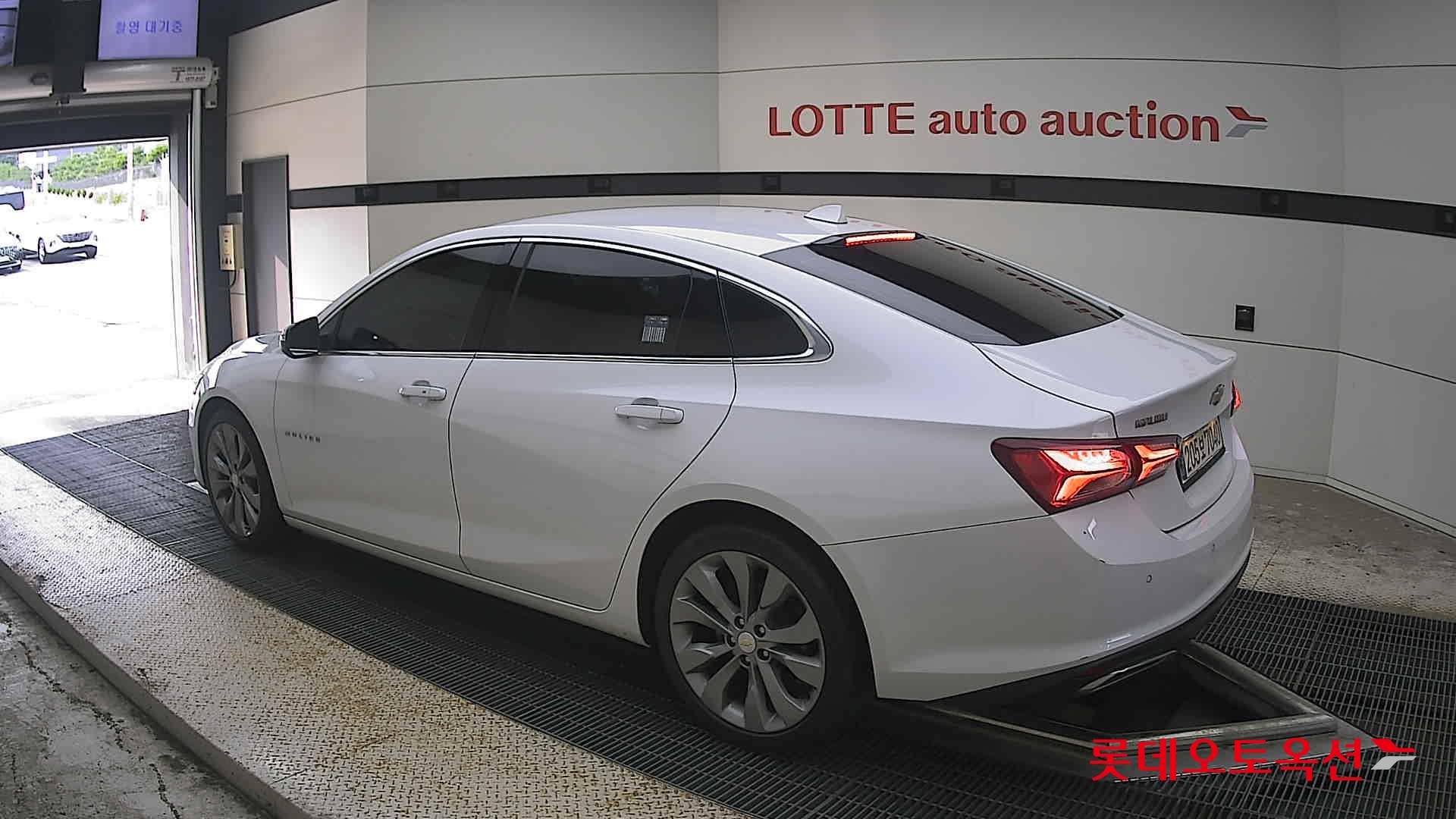 2021 - chevrolet malibu