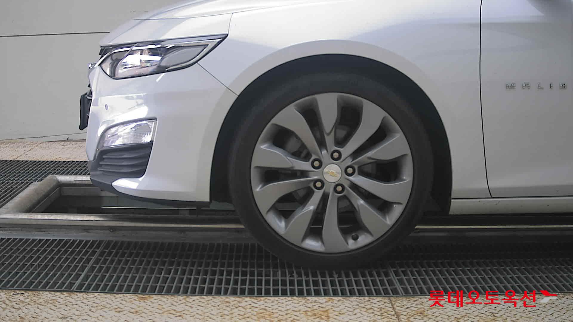 2021 - chevrolet malibu