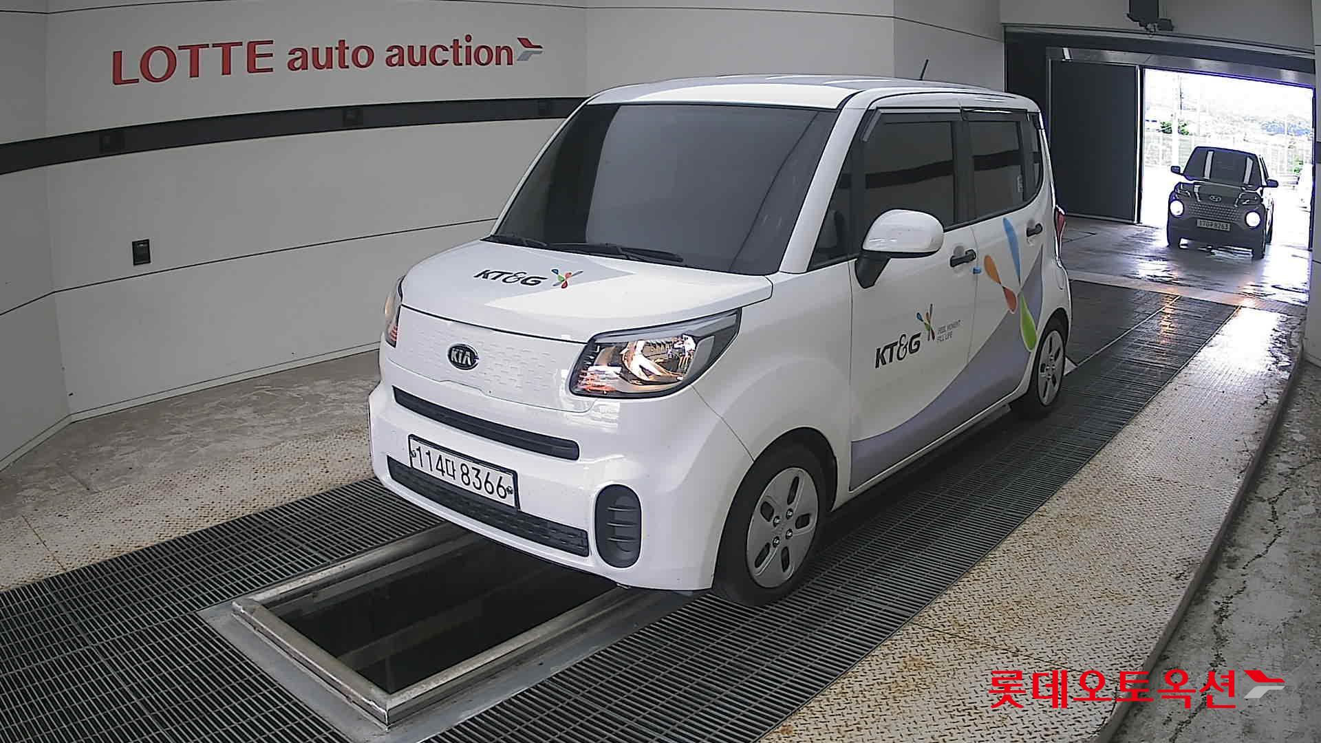 2020 - kia ray