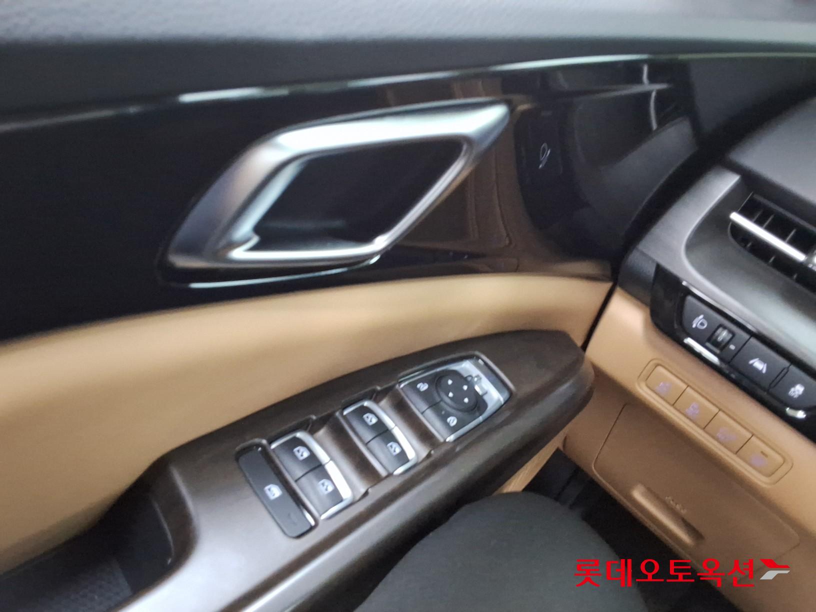 2021 - kia carnival