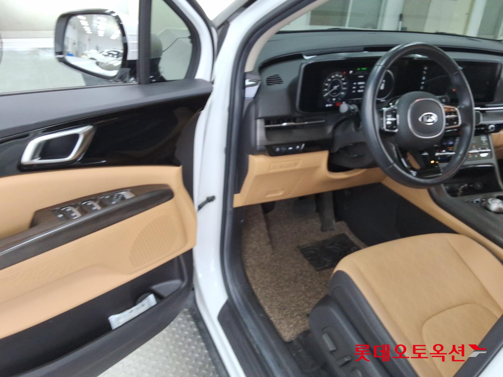 2021 - kia carnival