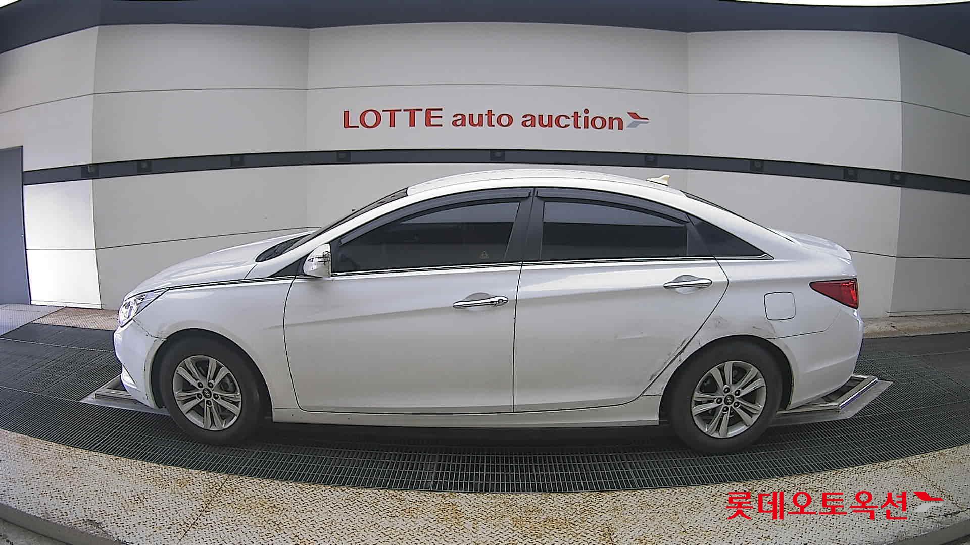 2012 - hyundai sonata