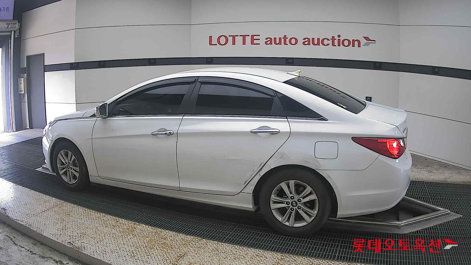 2012 - hyundai sonata