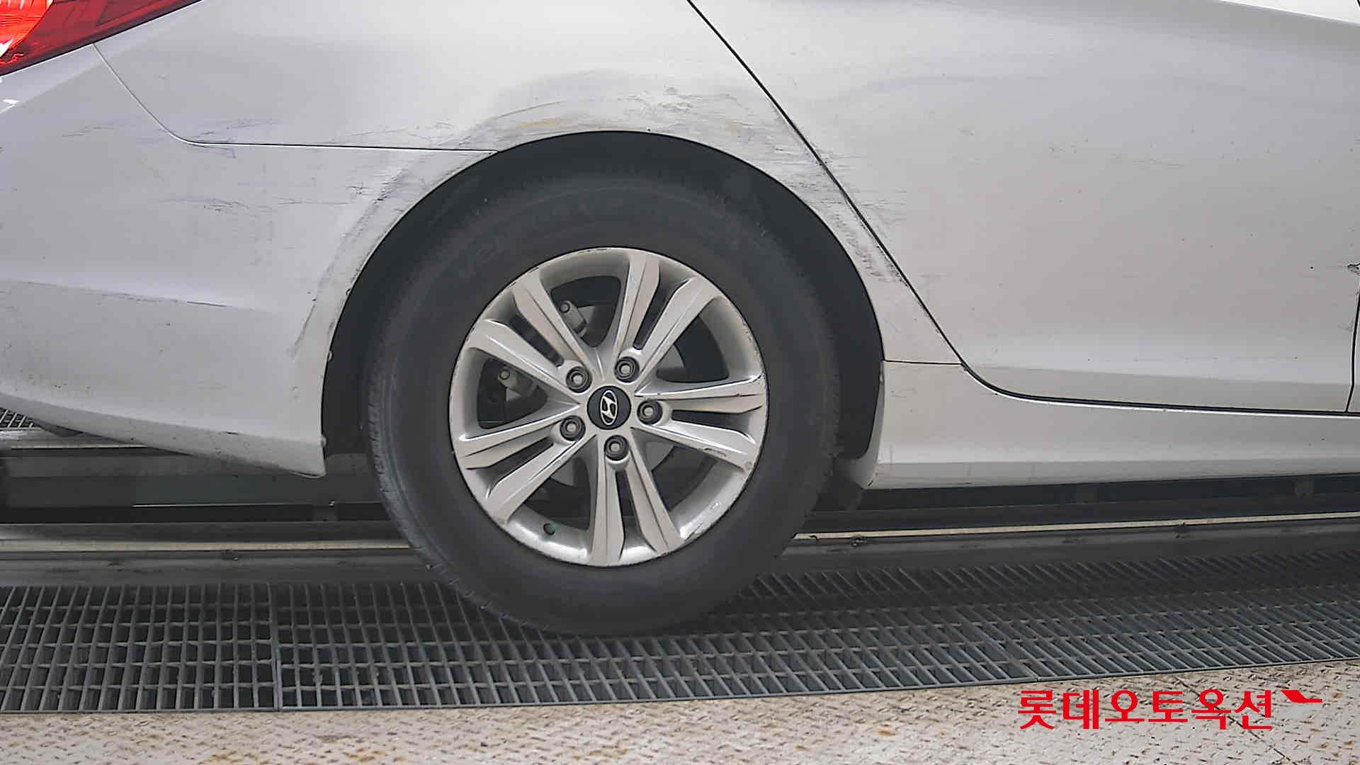 2012 - hyundai sonata