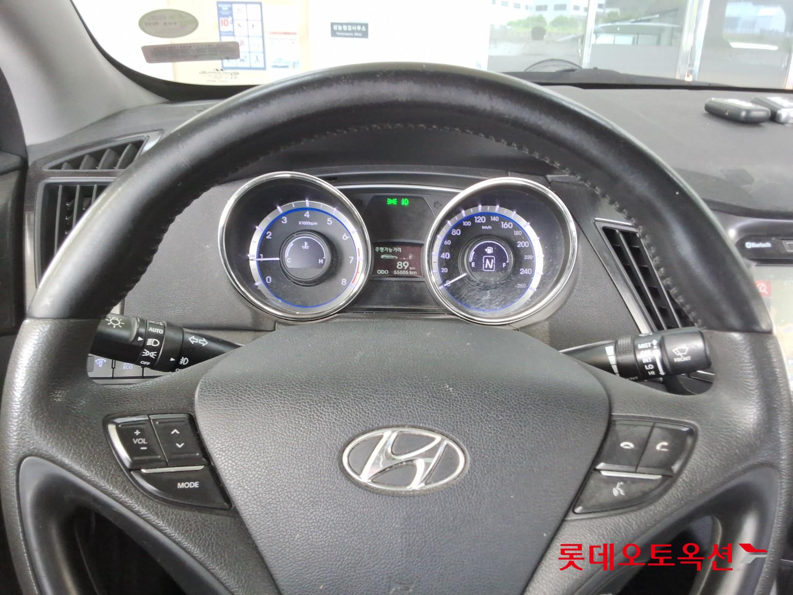 2012 - hyundai sonata