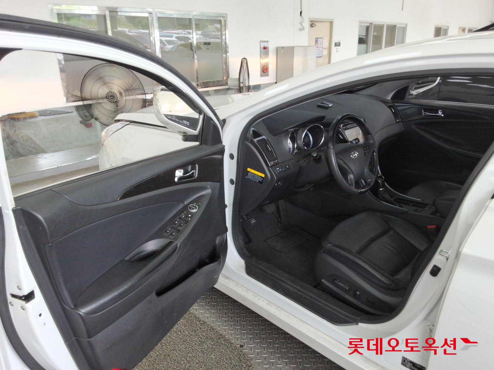 2012 - hyundai sonata
