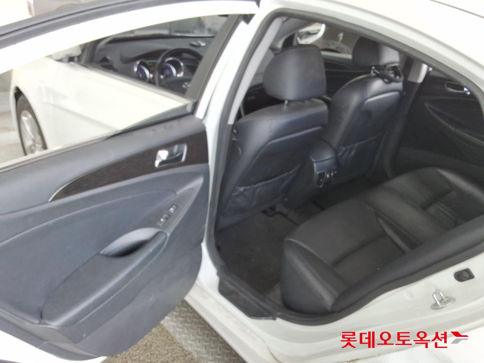 2012 - hyundai sonata