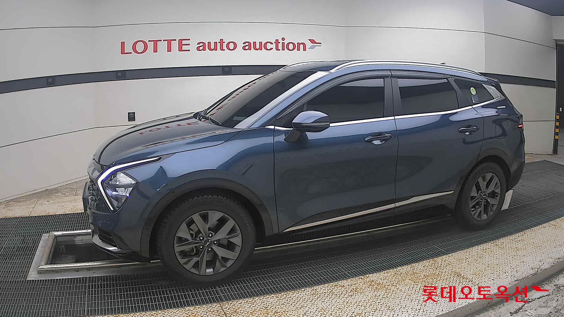 2022 - kia sportage