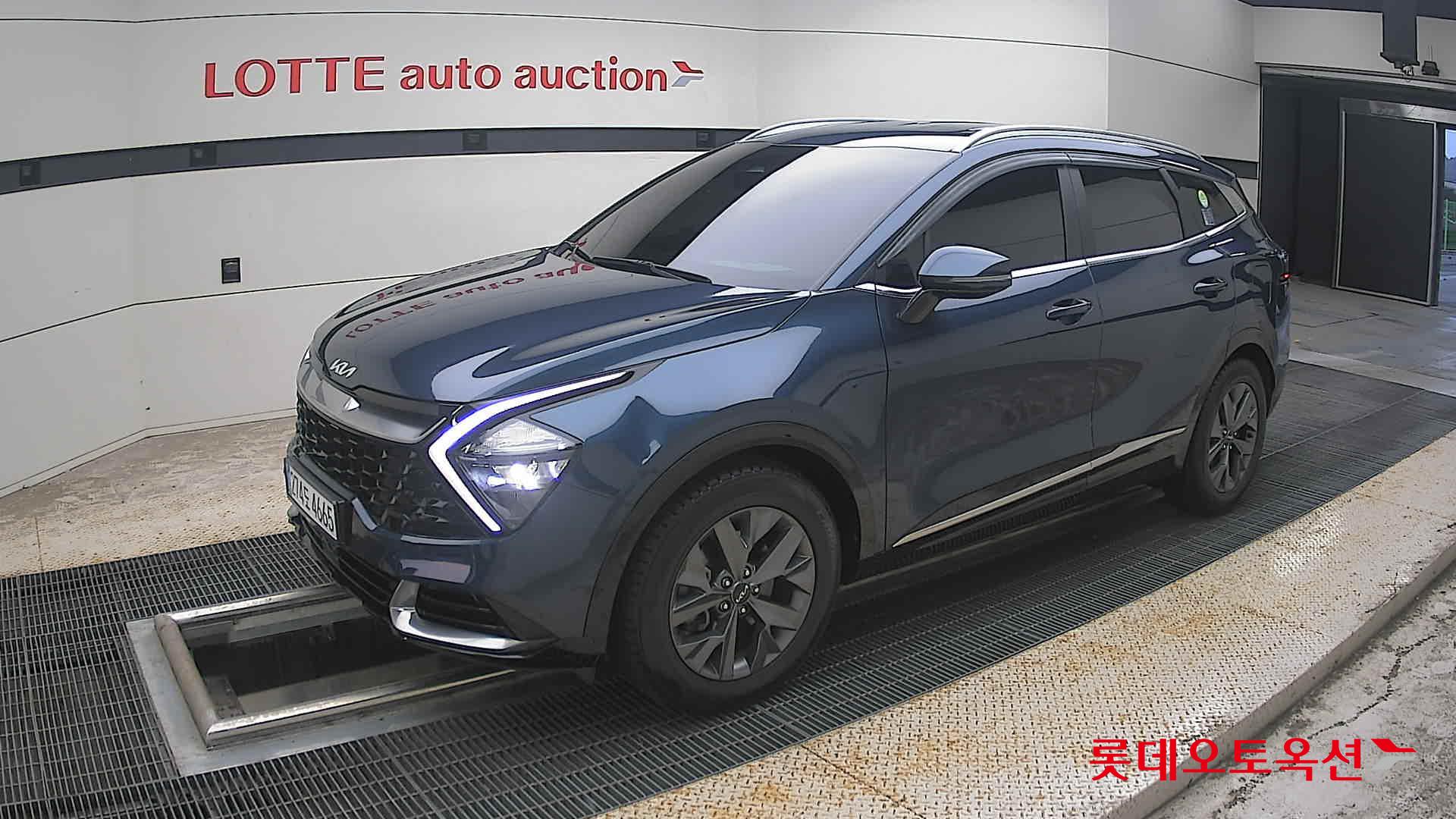 2022 - kia sportage