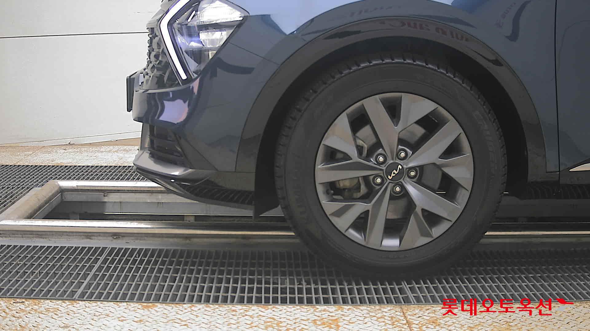 2022 - kia sportage