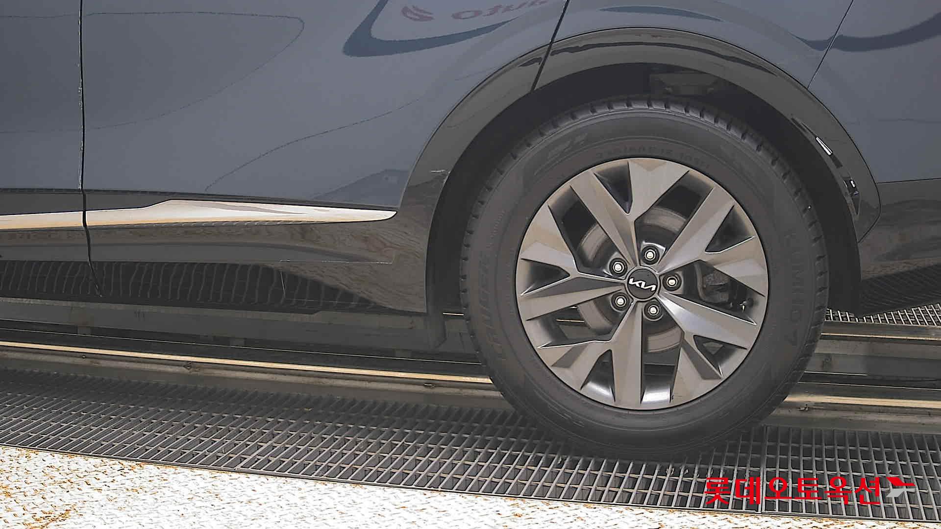 2022 - kia sportage