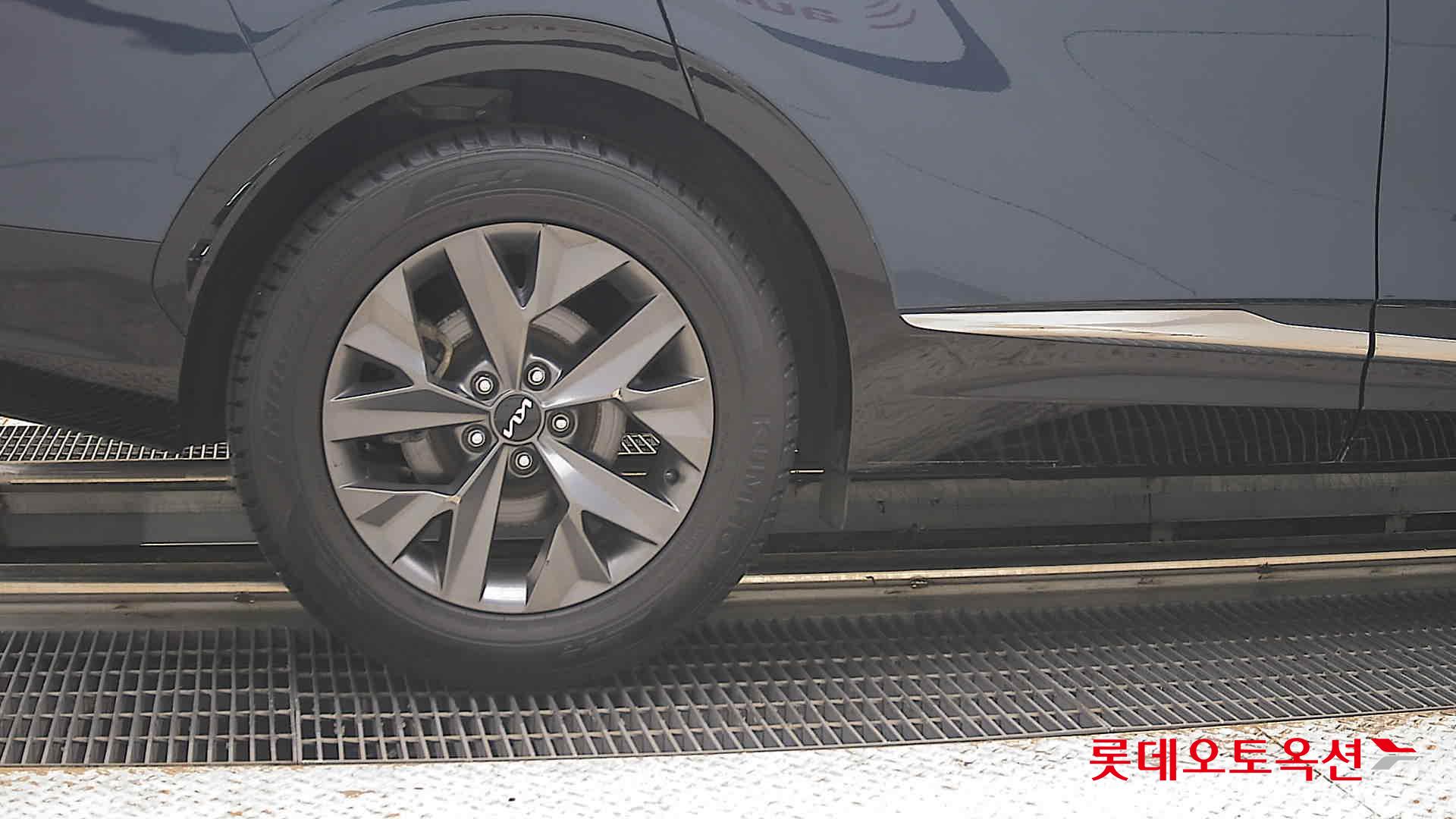 2022 - kia sportage
