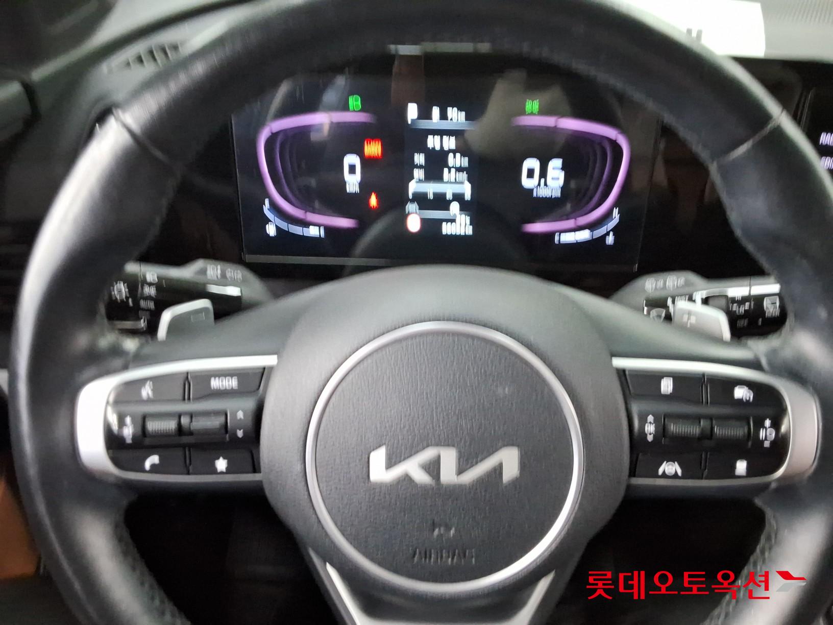 2022 - kia sportage