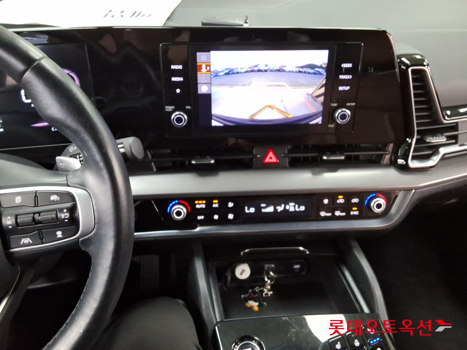 2022 - kia sportage