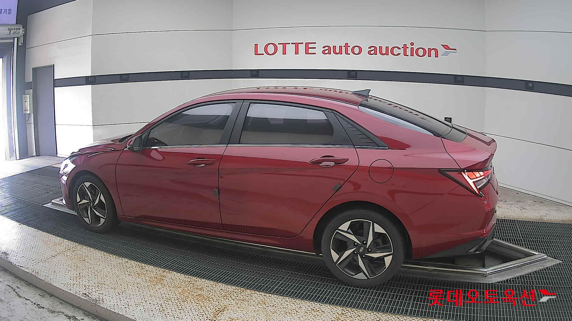 2021 - hyundai avante