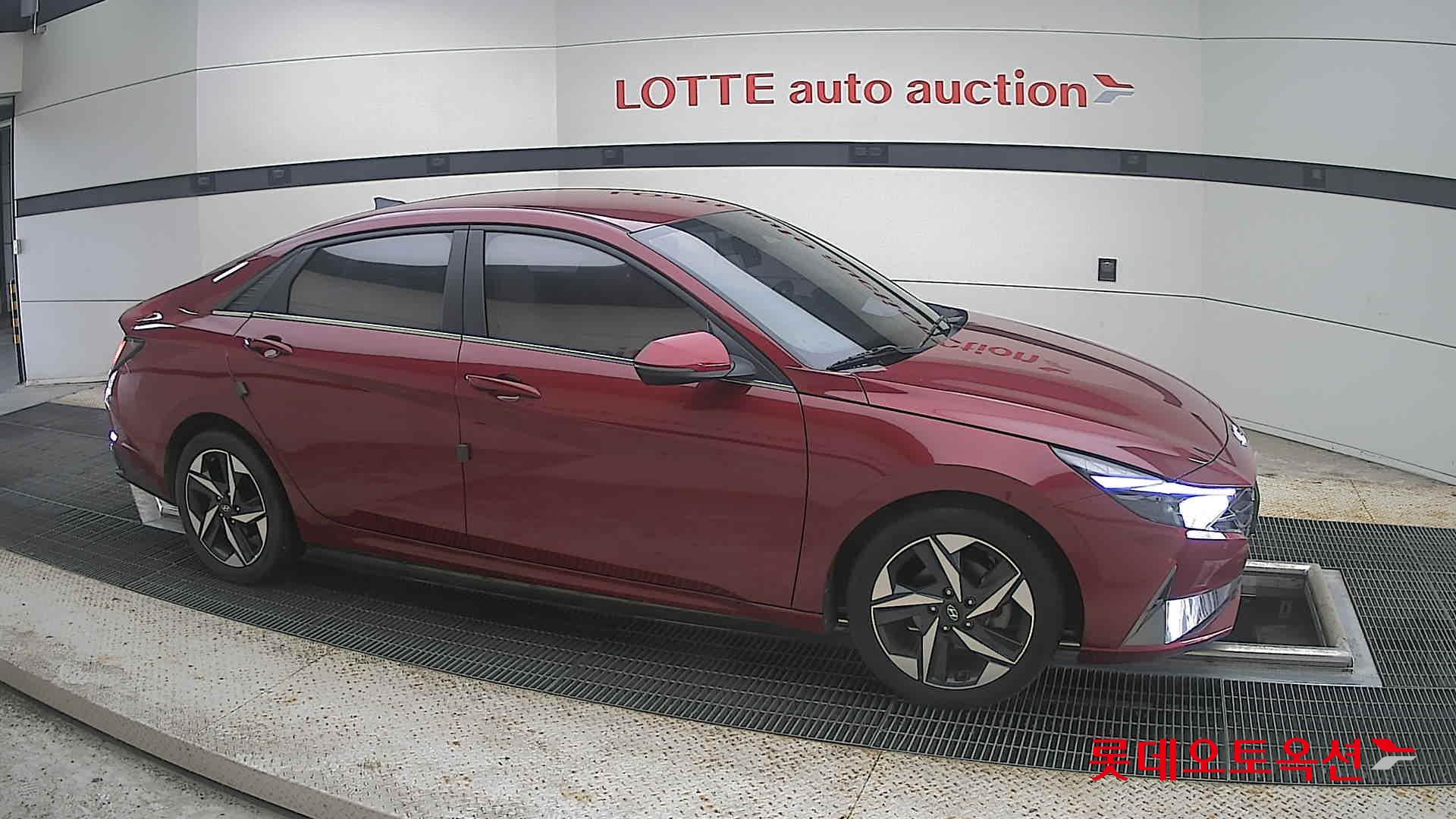 2021 - hyundai avante