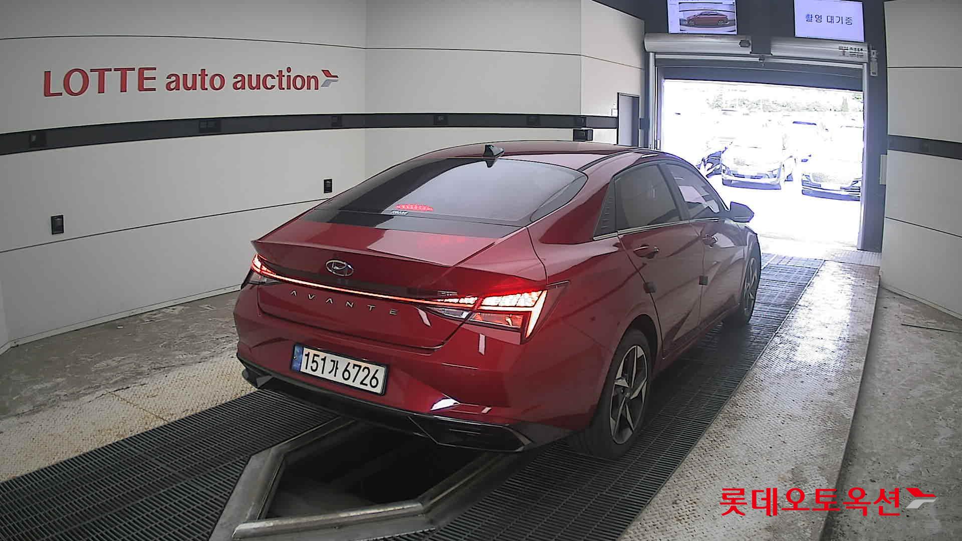 2021 - hyundai avante