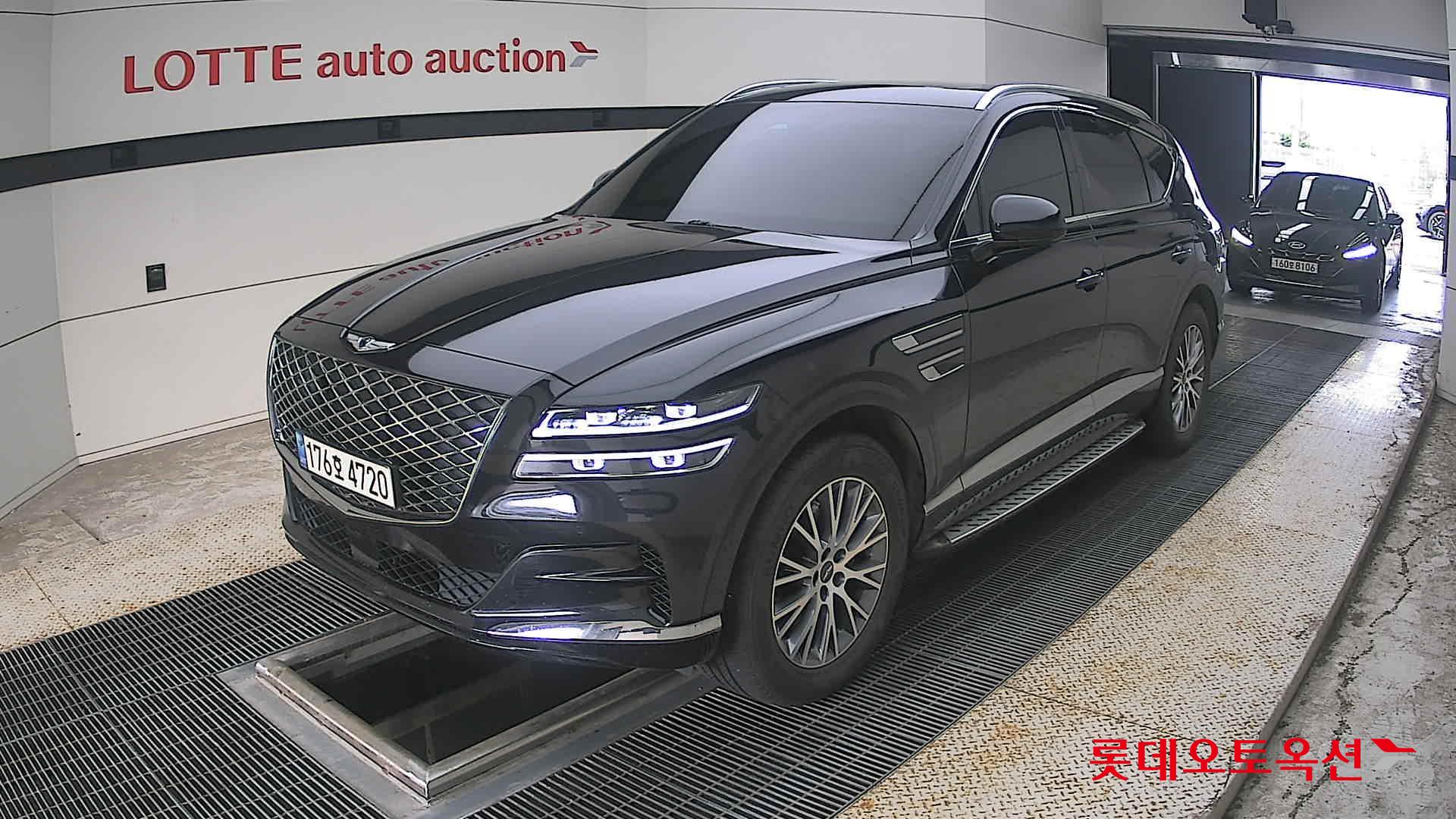 2021 - genesis gv80