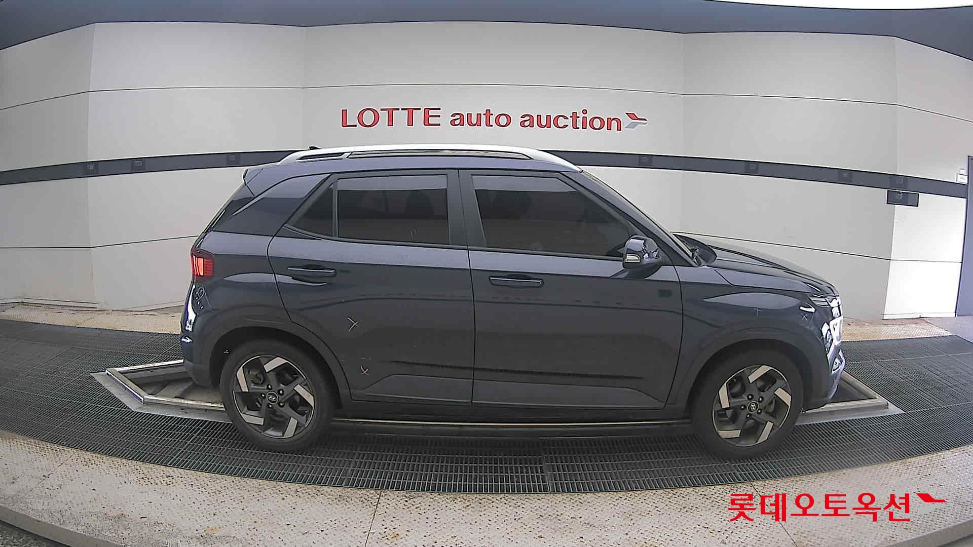 2020 - hyundai venue