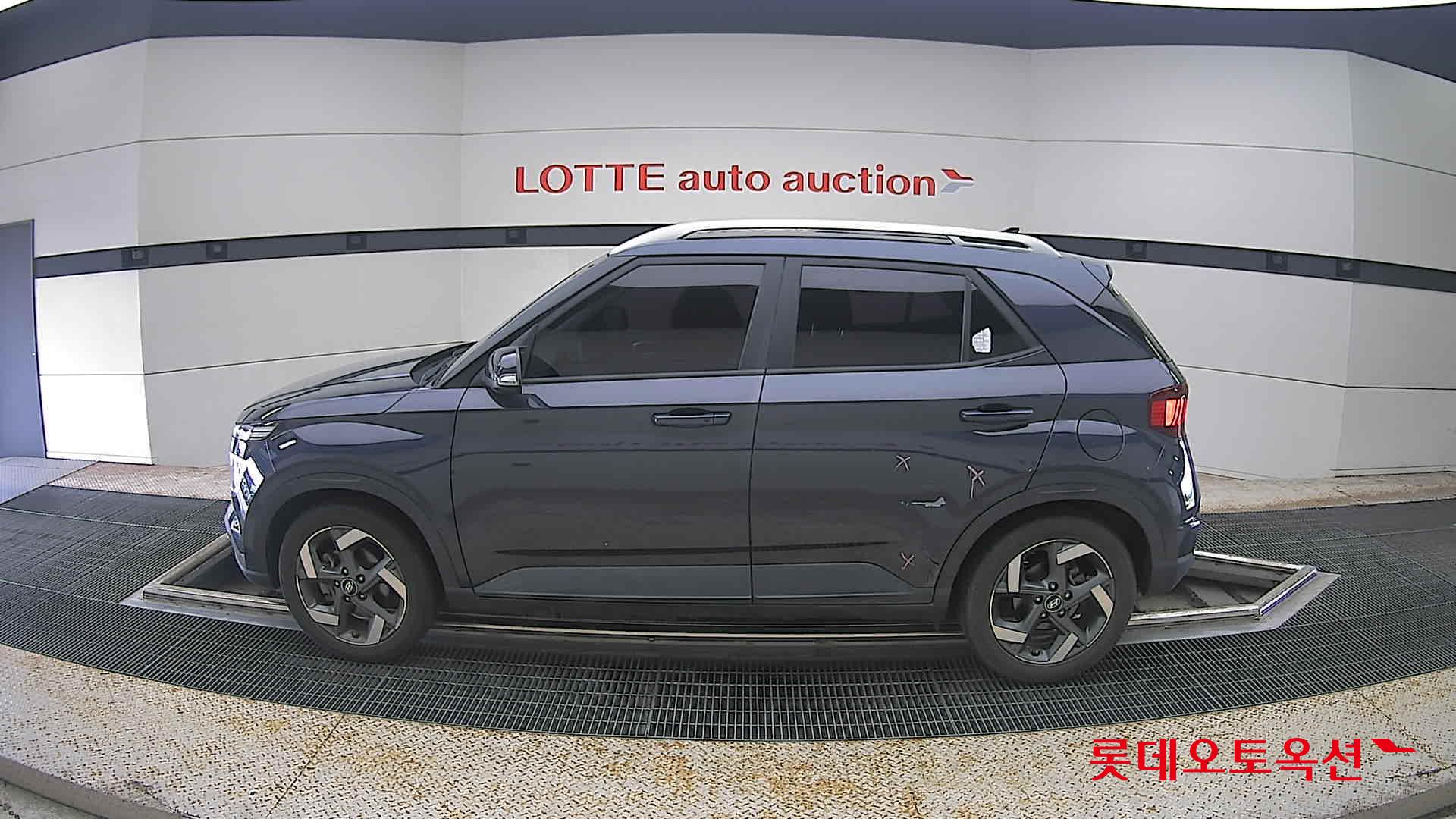 2020 - hyundai venue