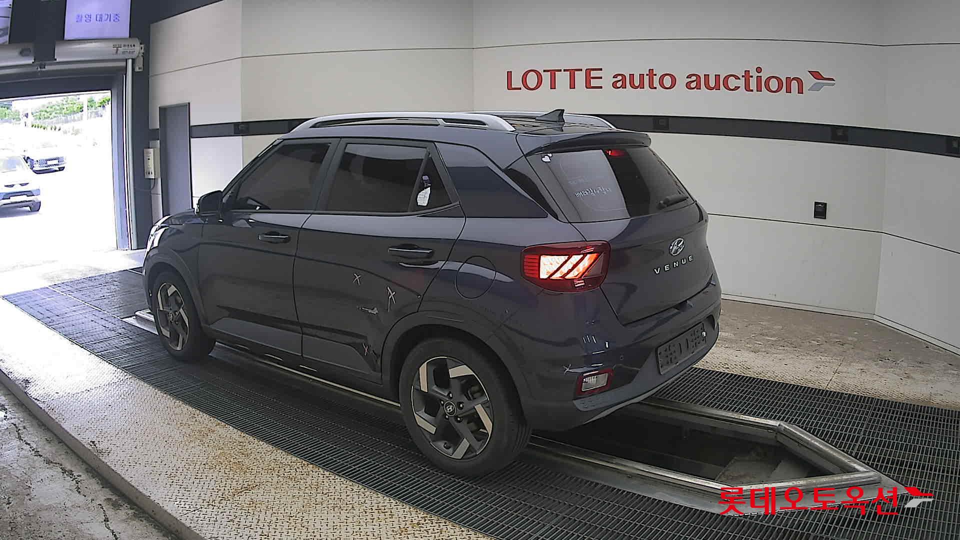 2020 - hyundai venue