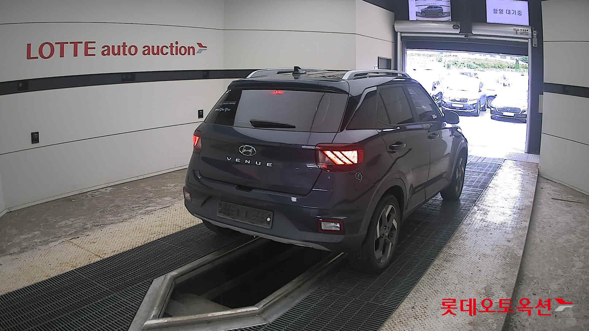 2020 - hyundai venue