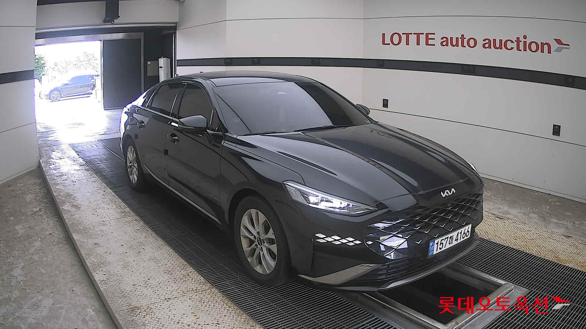 2022 - kia k8