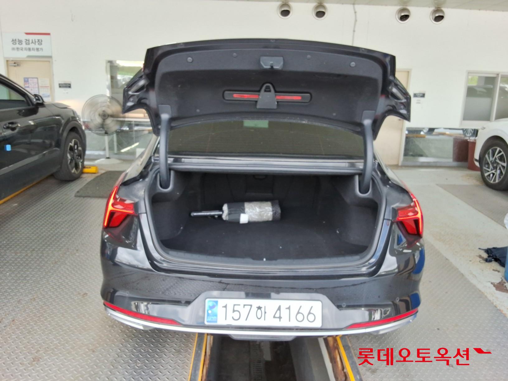 2022 - kia k8