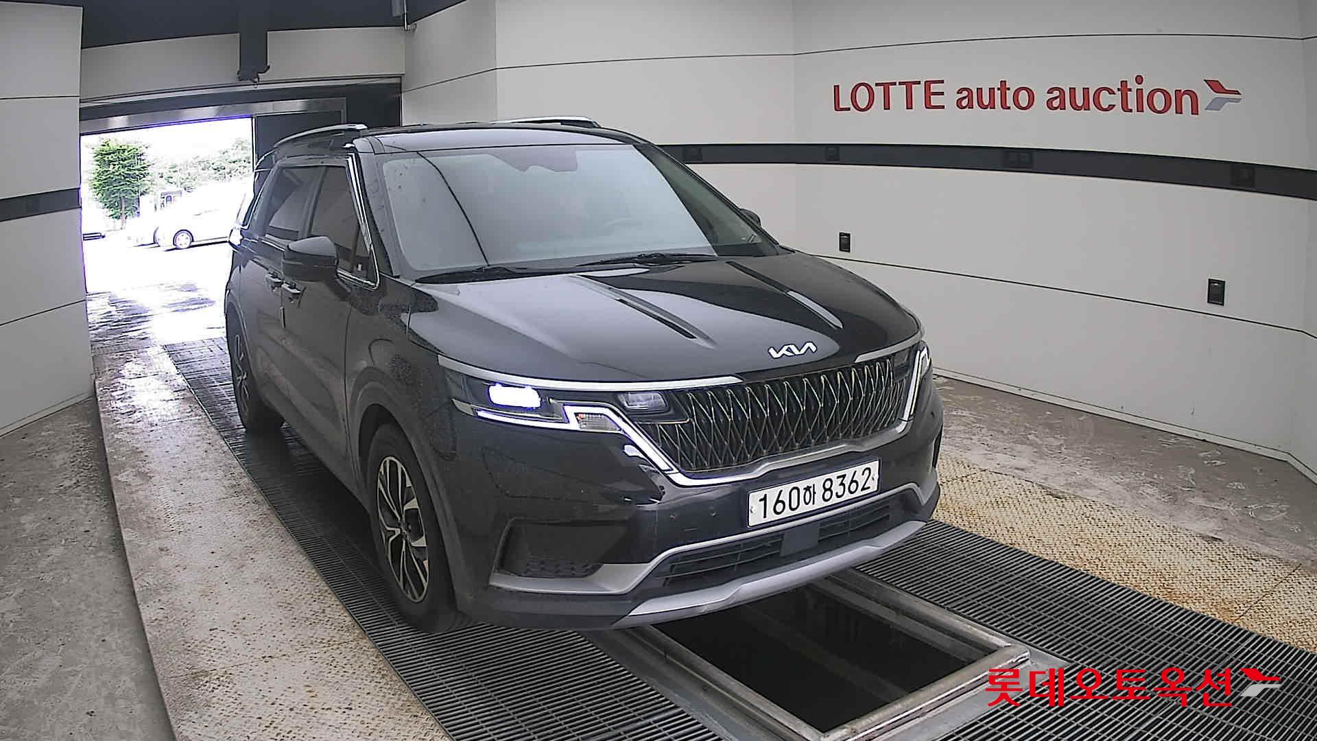 2022 - kia carnival