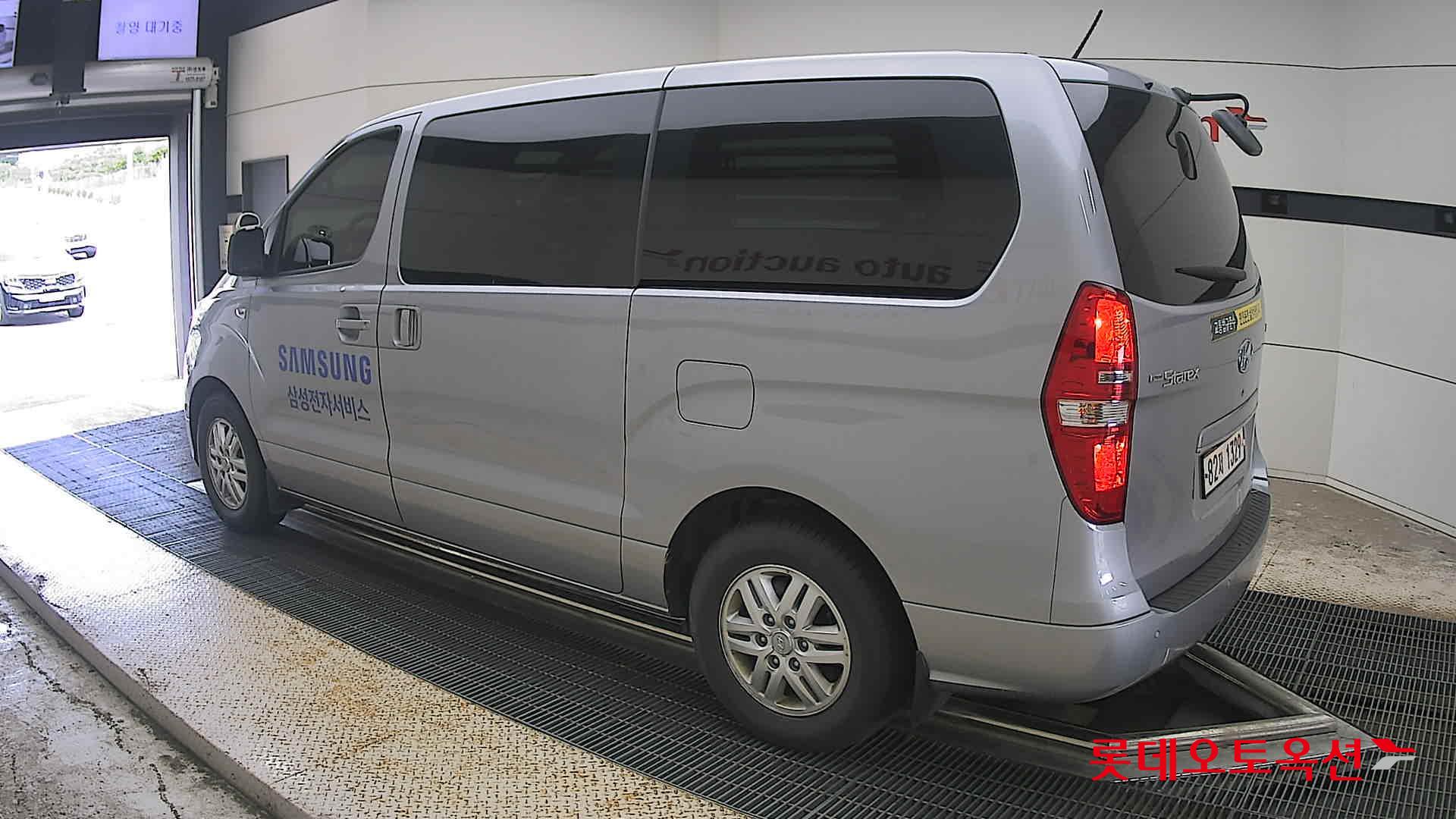 2021 - hyundai grand starex