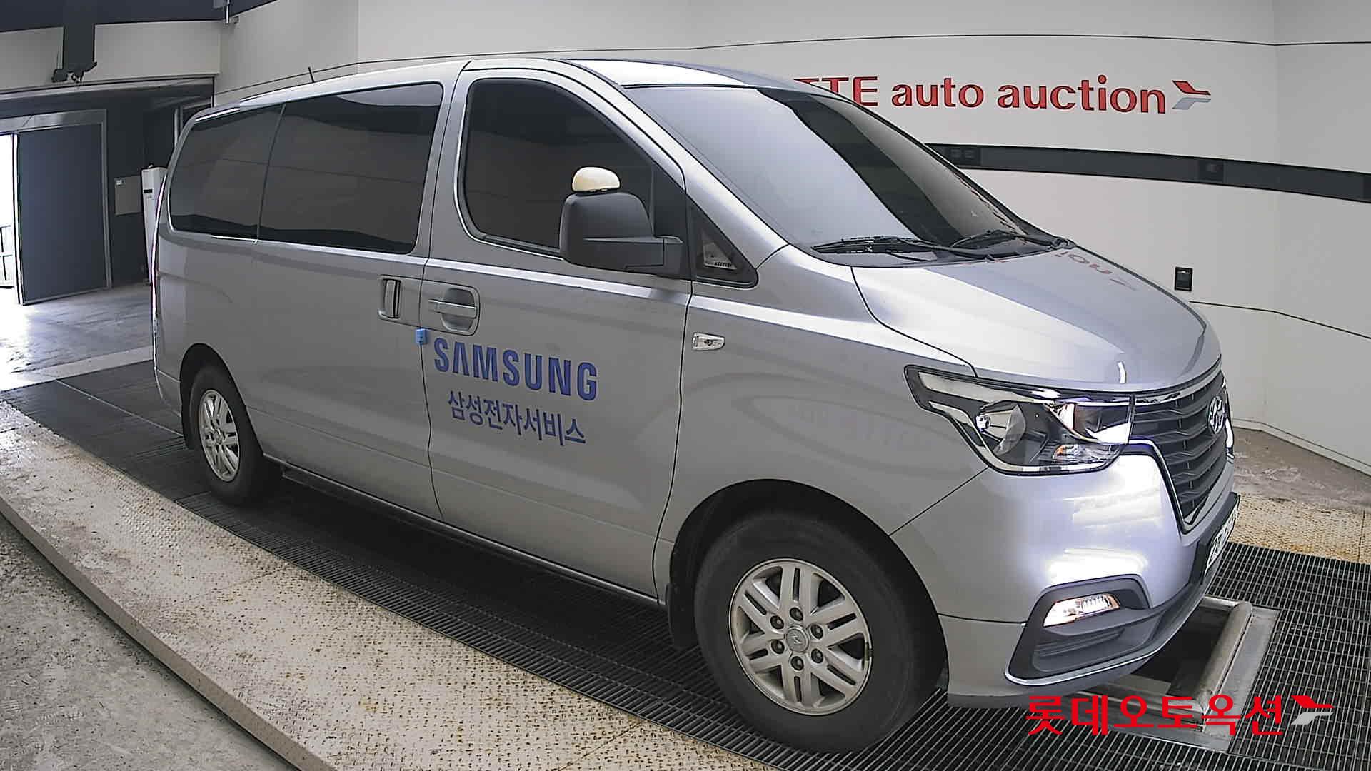 2021 - hyundai grand starex